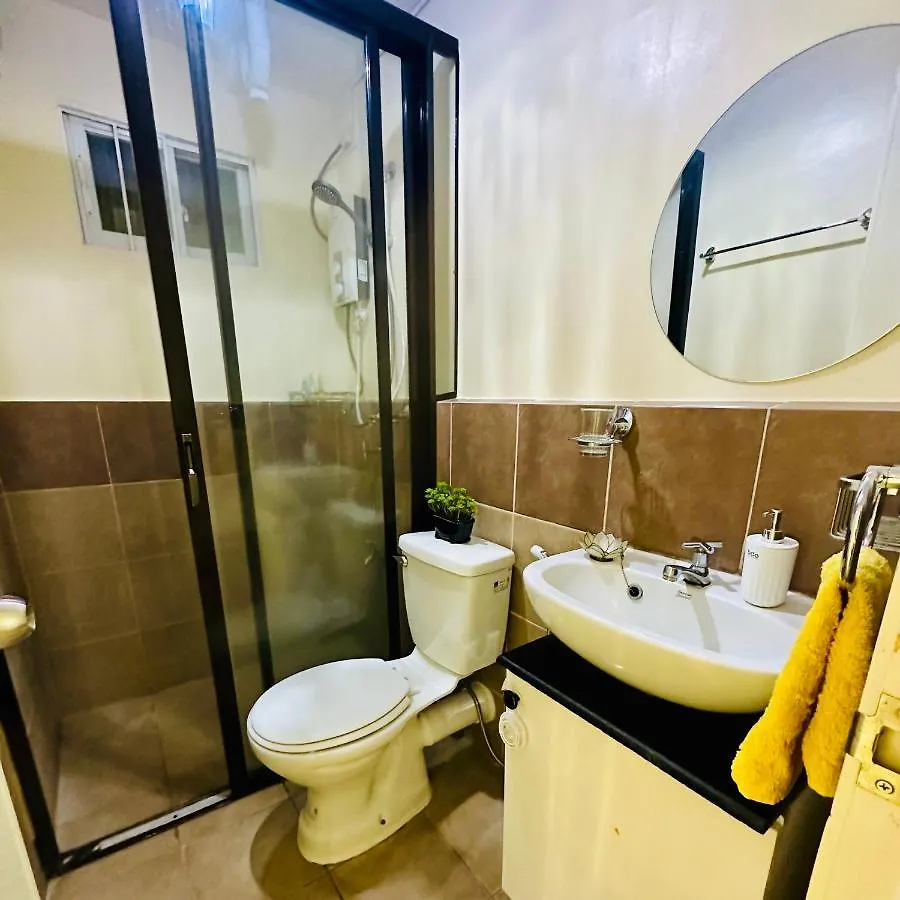 Aparthotel Emotera Place @ Arezzo Place Davao